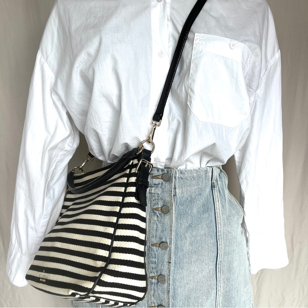 Kate Spade Black White Striped Crossbody Bag Canvas Leather Trim Convertible - Picture 2 of 16